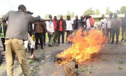 Youth Barricade Road, Protest Over Suspension of Election in Rongai
